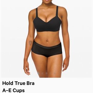 Lululemon Bra (NEVER BEEN WORN)